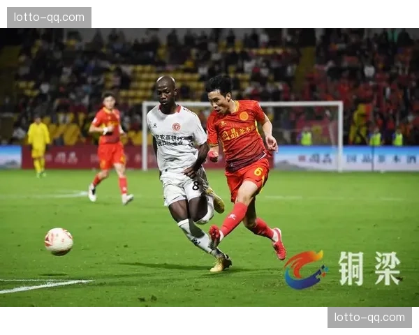 阿马杜恩加德乌免签加盟 重庆铜梁龙后防新援表现稳健